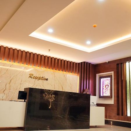 Hotel Nivetha Inn 코임바토르 외부 사진