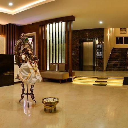 Hotel Nivetha Inn 코임바토르 외부 사진