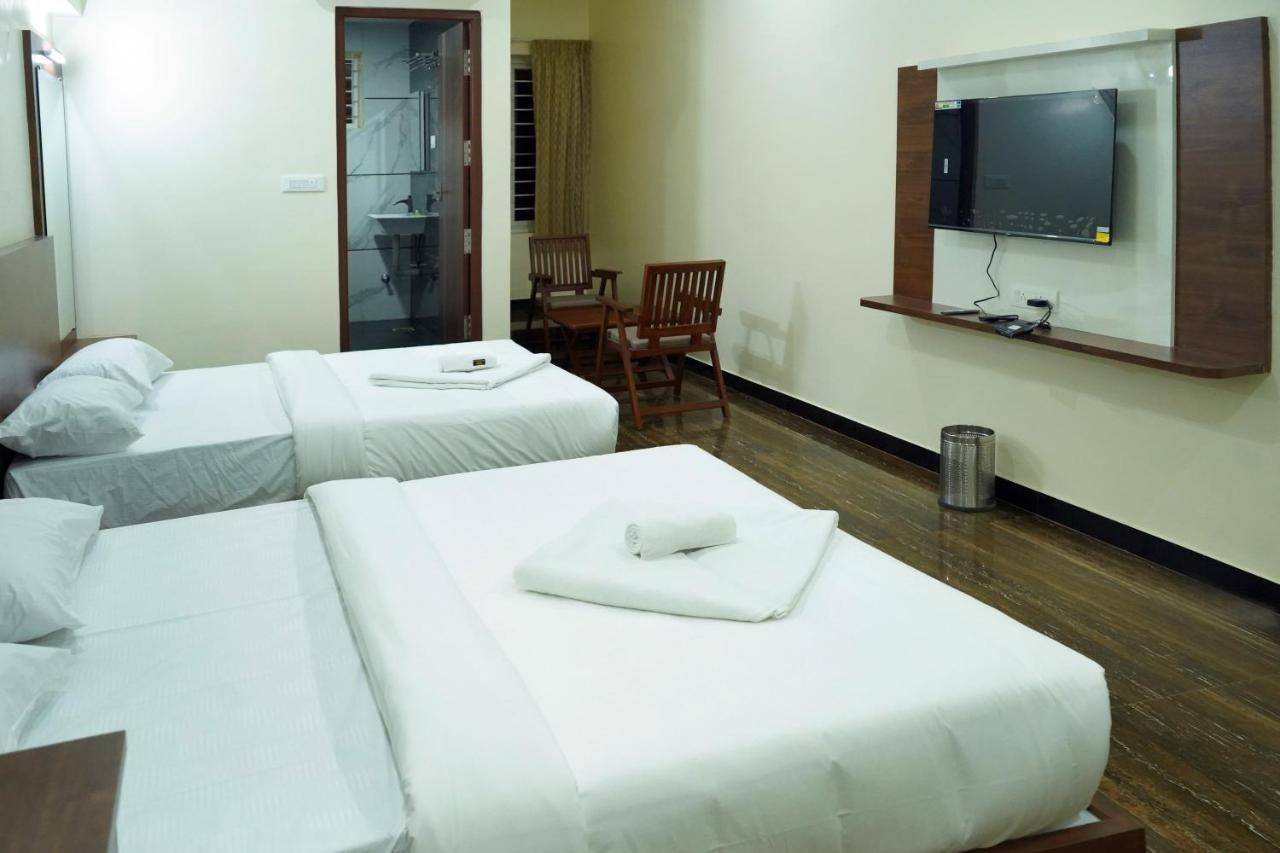 Hotel Nivetha Inn 코임바토르 외부 사진