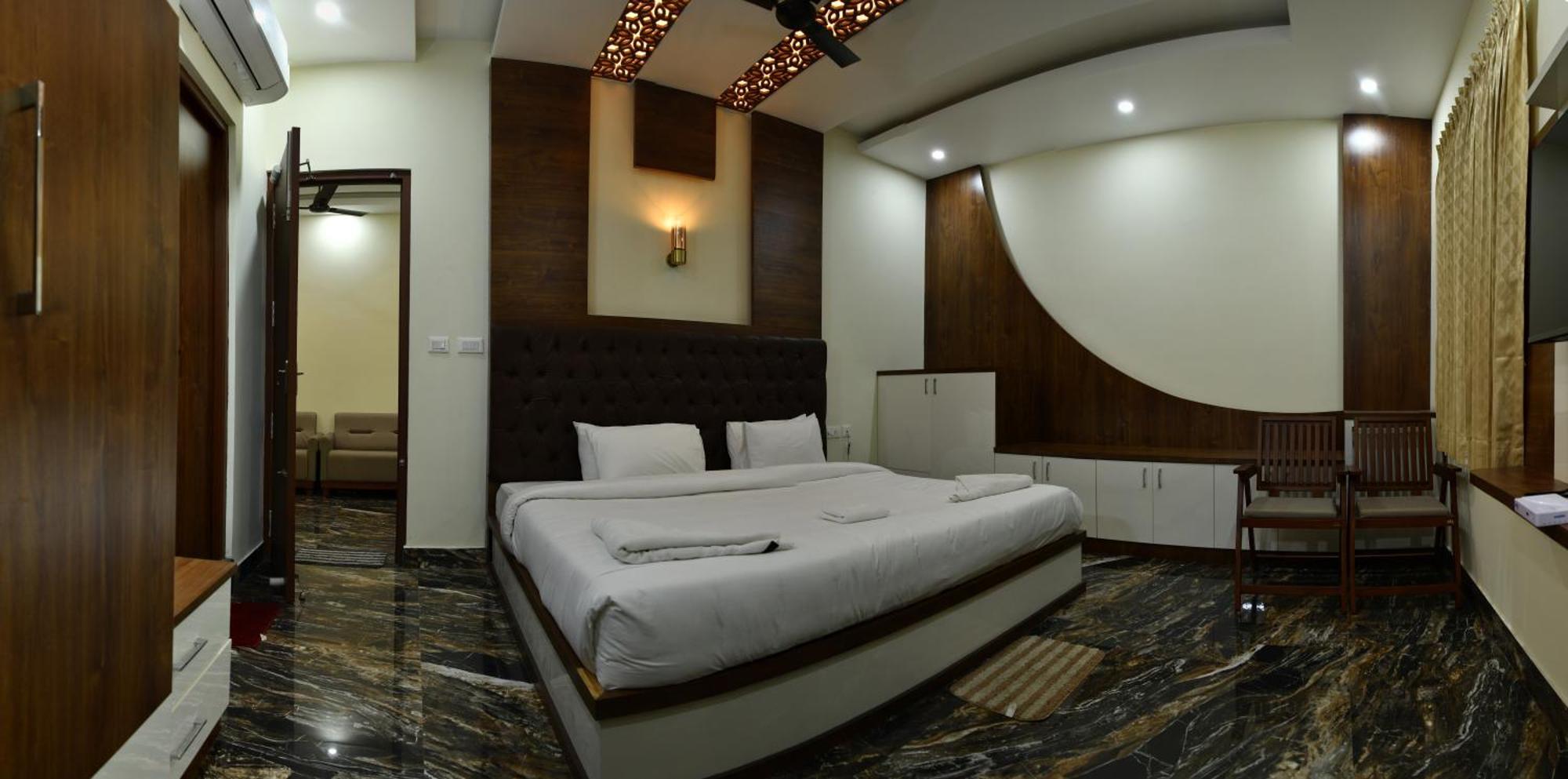 Hotel Nivetha Inn 코임바토르 외부 사진
